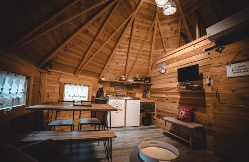 La Chapelle-devant-Bruyeres Ski Chalet | Le Kota Montagne