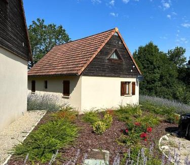 Lacapelle-Marival House | Le Lac Bleu huis 17