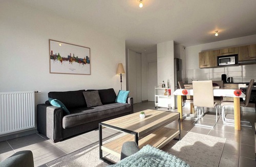 Frouzins Apartment | Le Lamartine - 4p - Bords de Lac - Parking