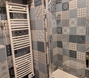 Tain-l'Hermitage House | Le Lapin dans la Cour