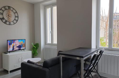 Larose Apartment | Le Lavandin