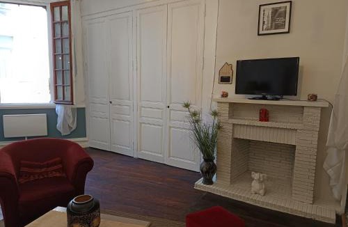 Saint-Leonard-de-Noblat Apartment | Le Liberté appartement privatif