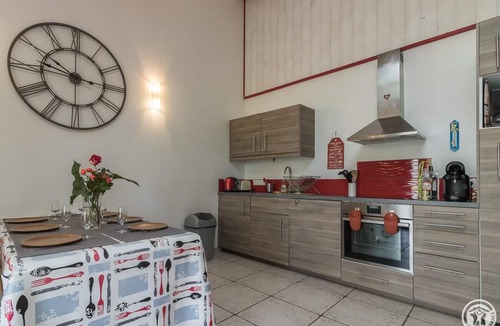 Merville House | Le Limouzin - Merville
