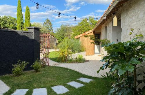 Vendeuvre-du-Poitou House | Le Lodge du Chêne