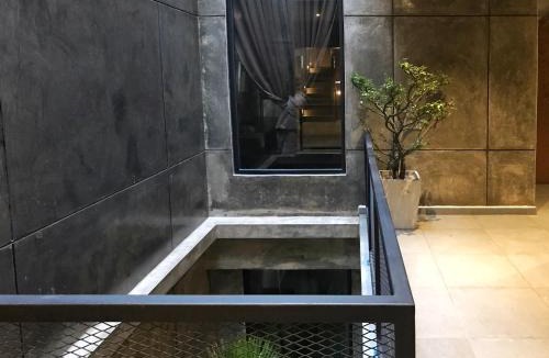 Kuantan House | LE LODGE MANSION