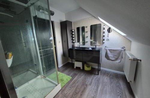 Caudry Apartment | Le loft de la basilique
