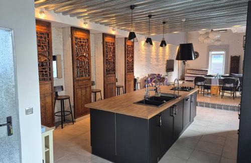 Caudry Apartment | Le loft de la basilique