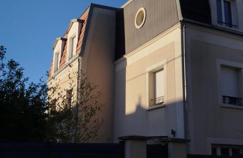 Clamart Apartment | LE LOFT de la Villa Voltaire