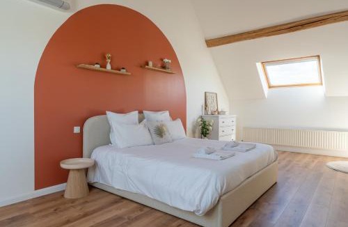 Dame-Marie-les-Bois Villa | Le Loft des Châteaux - By PrestiPlace