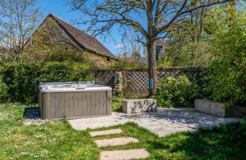 Dame-Marie-les-Bois Villa | Le Loft des Châteaux - By PrestiPlace