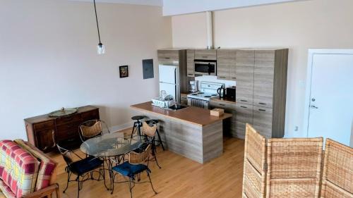 Laval Apartment | Le Loft des Milles-Îles