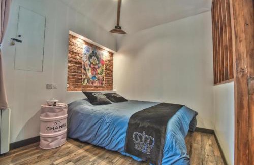 Maintenon Apartment | Le Loft des Mystères