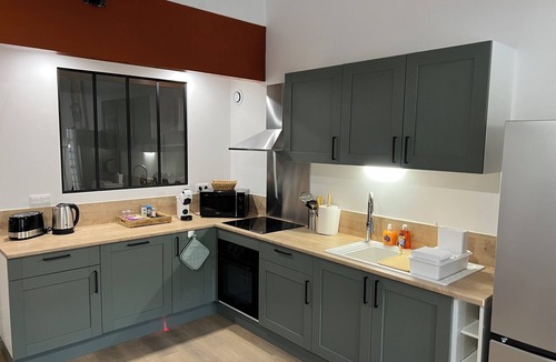 Capestang Apartment | Le Loft du Canal du midi: 120m2 Design Garage 60m2 and private VAE bike room
