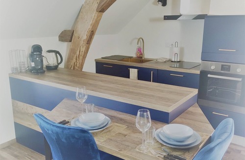 Saint-Jean-de-Vaux Apartment | Le Loft du Moulin Brochat avec espace jacuzzi commun
