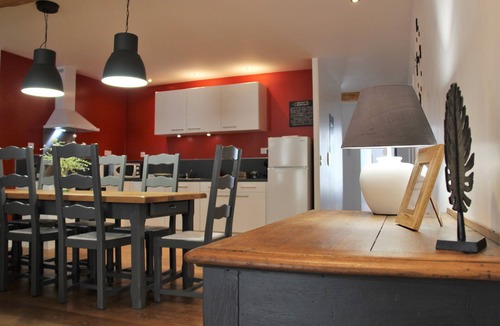 Nerac Apartment | Le loft Henri Iv - Magnificent apartment facing the Château Henri IV