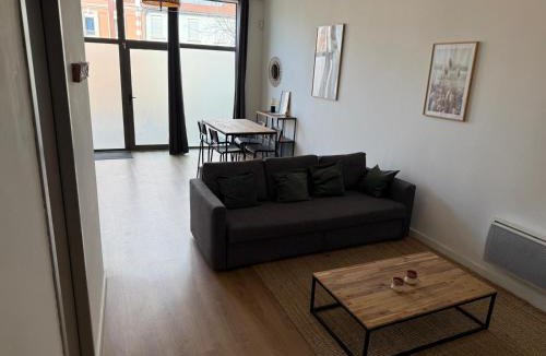 Castelsarrasin Apartment | LE LOFT - Studio ouvert, salle de bain italienne, idéal couples