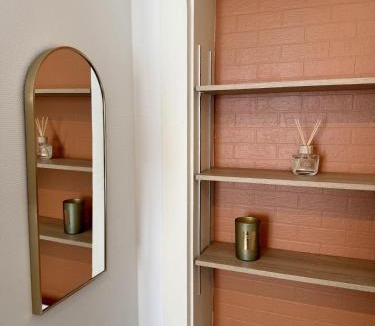 Saint-Helier Apartment | Le Loge, Appartement à la gare