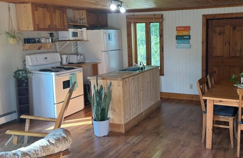 Rimouski-Neigette Apartment | Le logement de Marie-Anne