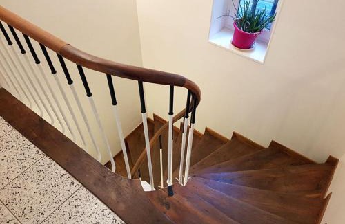 Saint-Sernin-du-Plain House | Le Logis Autonome, chambre d'hôtes
