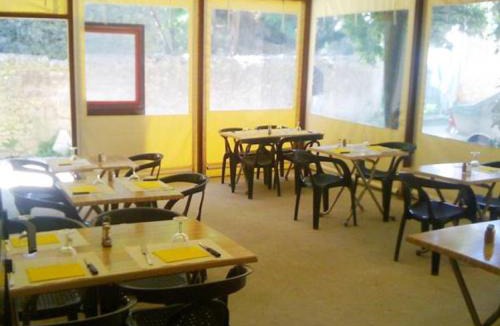 Charmes-sur-Rhone Hotel | Le Logis Charmant