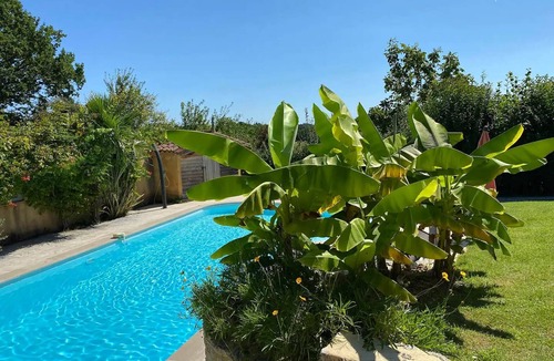 Loubejac House | Le Logis - Charming gîte with swimming pool - nature and peace