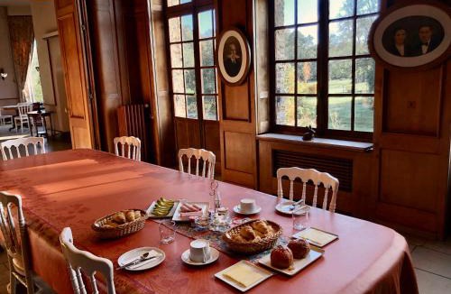 Saint-Cyr-sous-Dourdan Bed & Breakfast | Le Logis d'Arniere