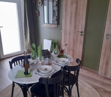 La Poueze Apartment | Le logis d'Emerance