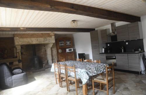 Saint-Valerien Apartment | Le logis de la Chauveliere