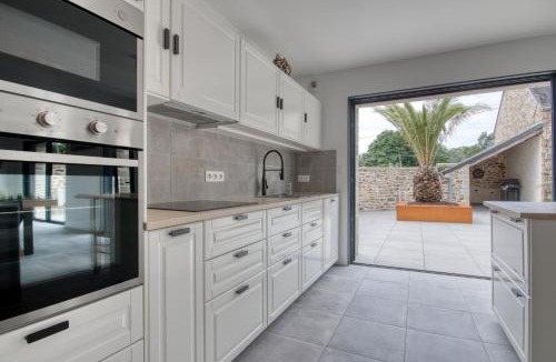 Ferel House | Le Logis de la Pierre Bleue - Maison avec piscine