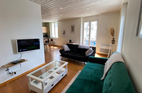 Cerizay Apartment | Le logis des Halles