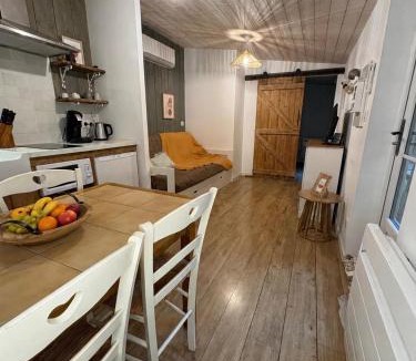 Saint-Martin-la-Pallu House | Le Logis du Coteau
