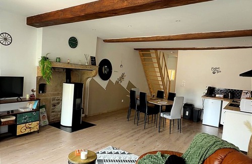 Chatellenot House | Le Logis Du Garde-Ferme
