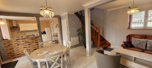 Plouguenast House | Le logis