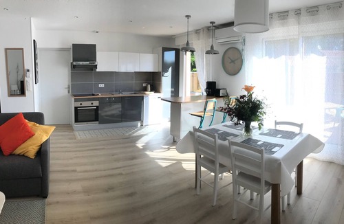 Saint-Medard-en-Jalles Condo | LE Logis DES Jalles