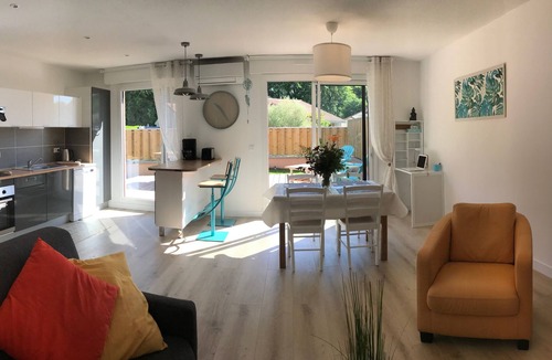 Saint-Medard-en-Jalles Condo | LE Logis DES Jalles