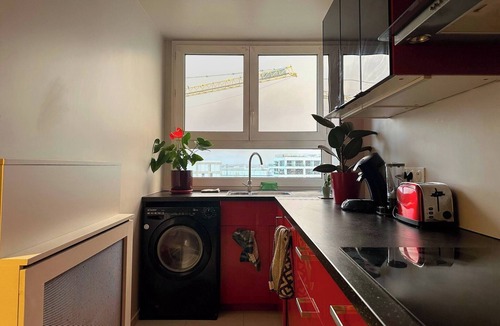 Pantin Apartment | Le Lolive modern 2P apartment in Pantin
