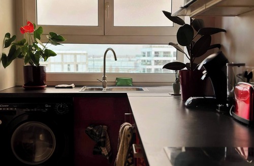 Pantin Apartment | Le Lolive modern 2P apartment in Pantin
