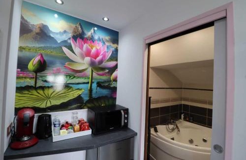 Albertville House | Le Lotus Blanc