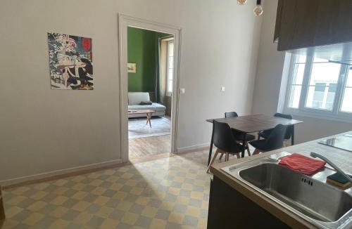 Beaumont-sur-Sarthe Apartment | Le Louis d'Or
