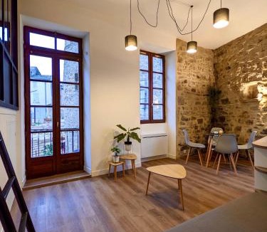 Aubenas Apartment | Le Louis - du charme en centre-ville