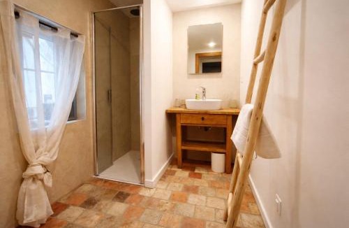 Conjux House | Le Louise - cottage vue lac & Sauna