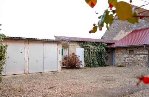 Longwy-sur-le-Doubs Bed & Breakfast | Le loup qui dort