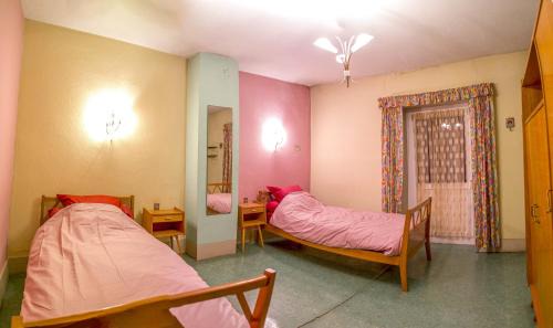 Longwy-sur-le-Doubs Bed & Breakfast | Le loup qui dort