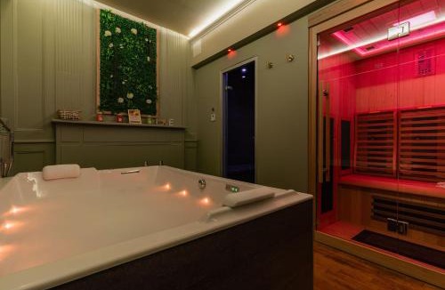 Vitre House | Le Love Castel