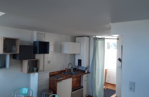 Luc-sur-Mer Apartment | Le Luc and Sea * T2 * facing the sea * breathtaking view