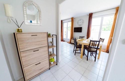 Serris Apartment | Le Lumineux-T2-43m2-Face Val d'Europe-Disney