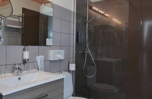 Mirecourt Hotel | Le Luth