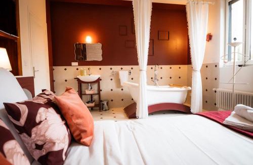 Le Bon Sauveur Apartment | Le Madeleine - Central - Elegant - Cozy - By Primo