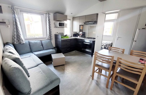 Saint-Jean-de-Monts Ski Chalet | Le Maesol - Camping du Bois Dormant