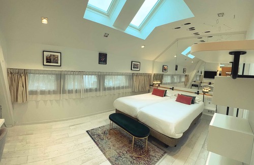 Dinan - Saint-Malo Hotel | Le Magic Hall